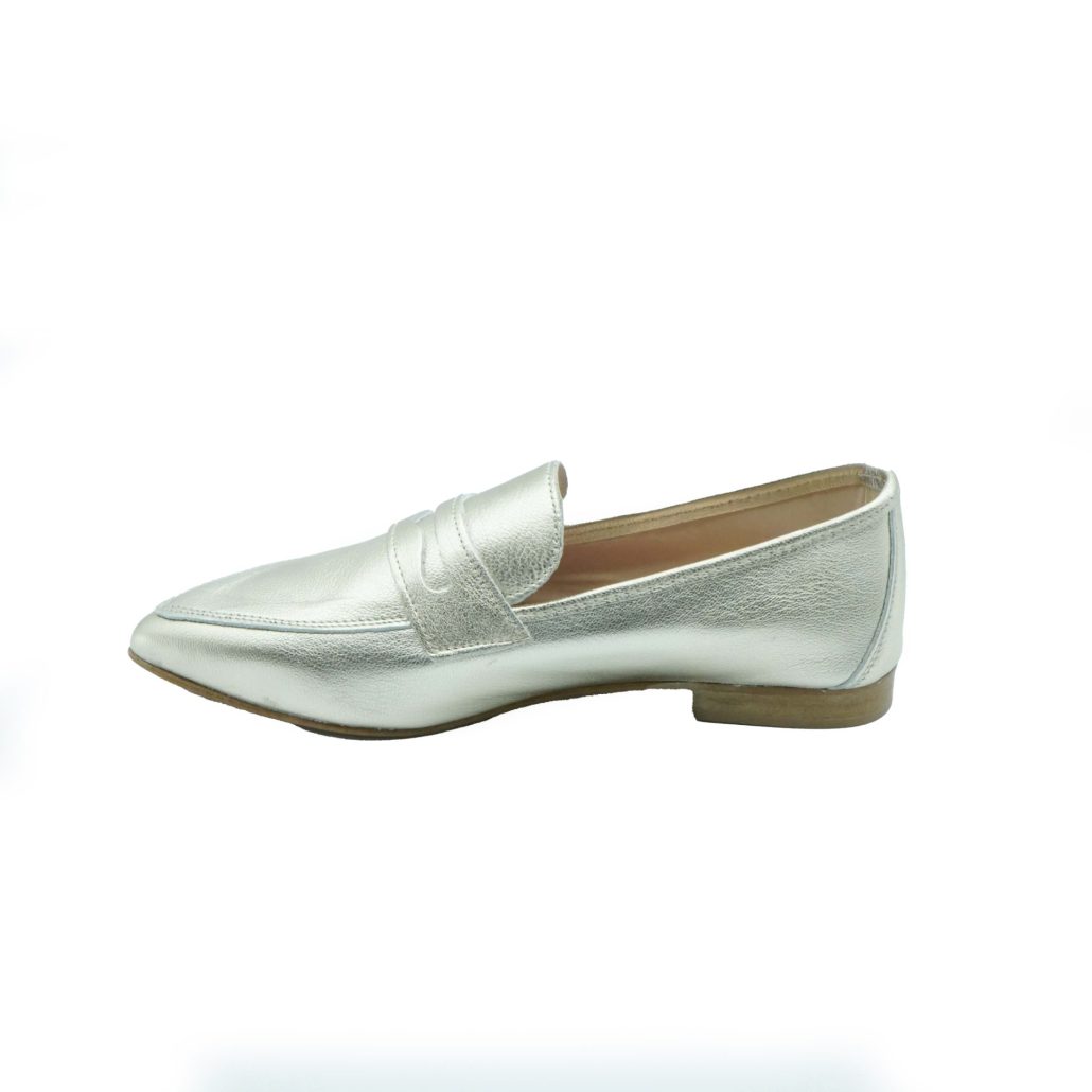 Lea Gu mocassino in nappa laminata, bocca di leone frontale, tacco 10mm Offerta Pasqua