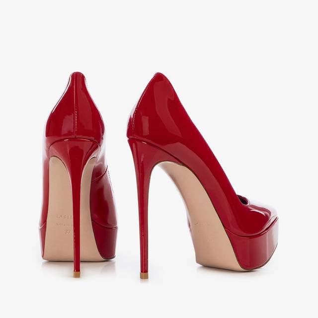 Le Silla Décolleté con plateau vernice rossa Duty-free