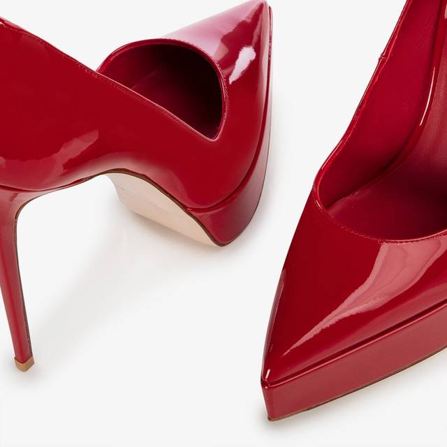 Le Silla Décolleté con plateau vernice rossa Duty-free