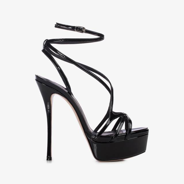 Le Silla Sandalo con plateau vernice nera Offerta San Valentino