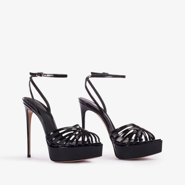 Le Silla Sandalo con plateau vernice nero In Linea