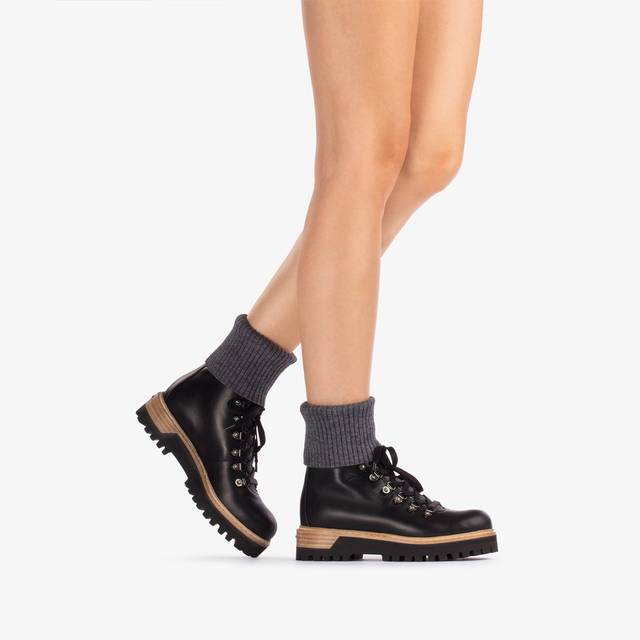 Le Silla Stivaletto trekking pelle nera Fino Al -60%