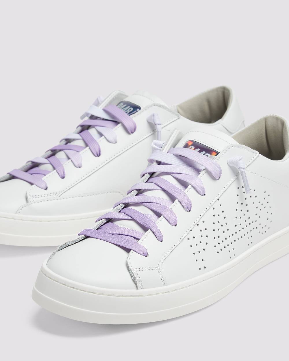 P448 John White/UV Negozio