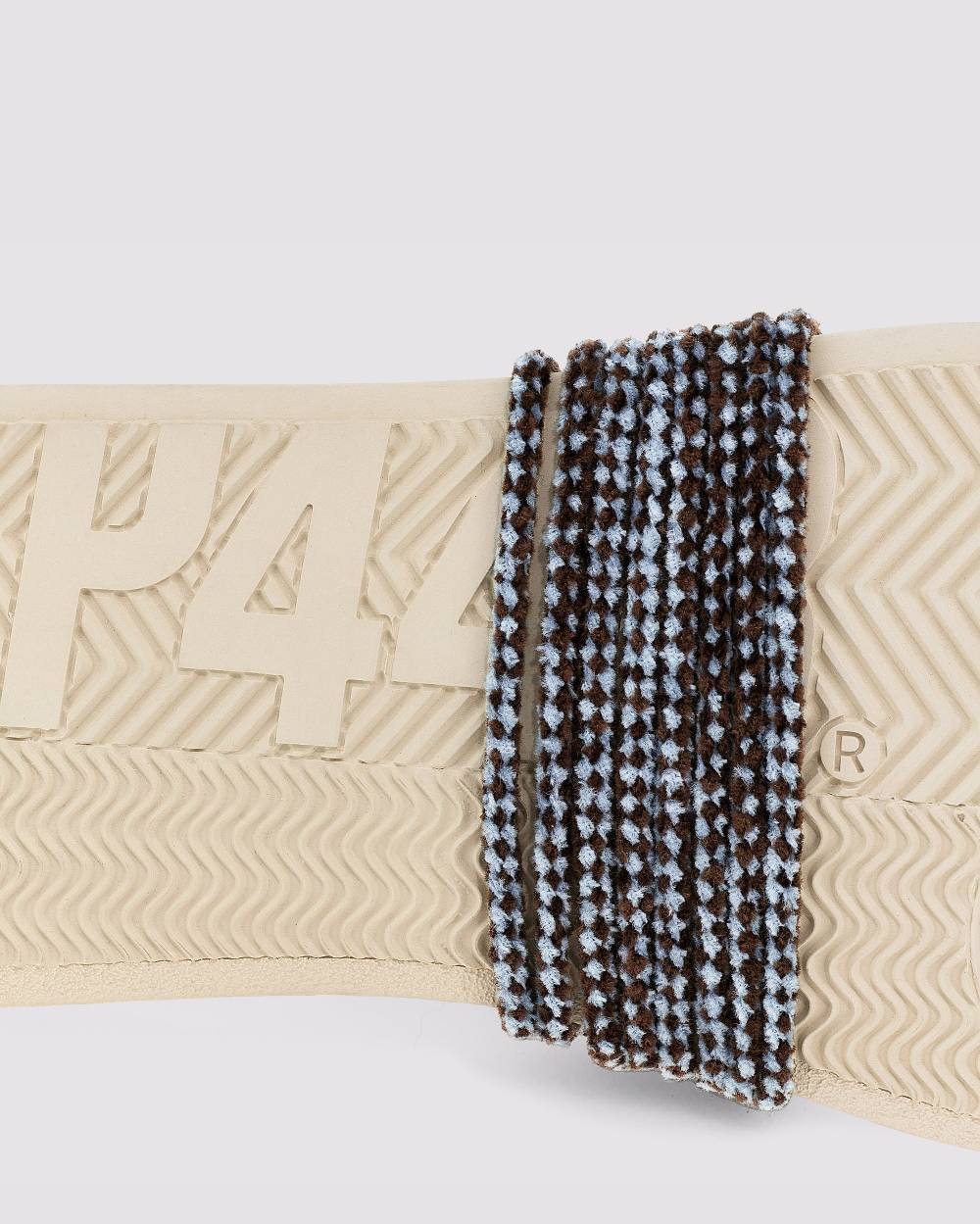 P448 Shoelaces Brown/Light Blue Offerta