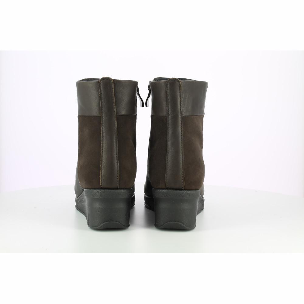 The Flexx SIENNA-SOFTY/CAMOSCIO Comprane uno, ottenene uno gratis