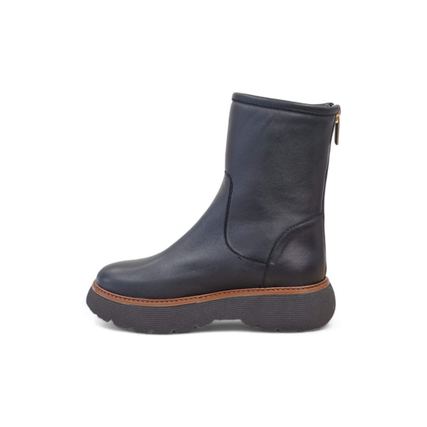 Viola Ricci Gio - tronchetto pelle nera Fino Al -60%