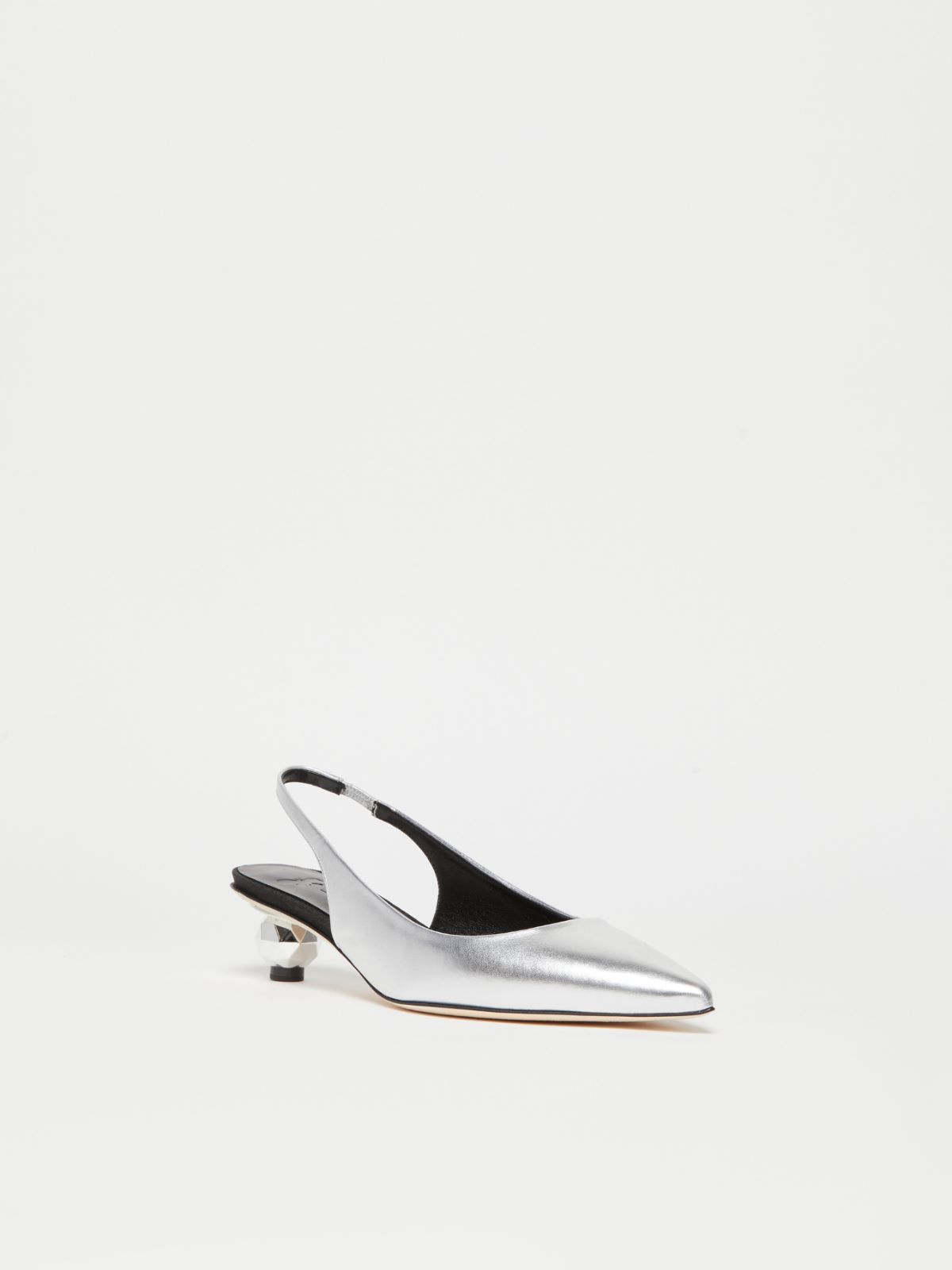 Weekend Slingback in nappa laminata Offerte