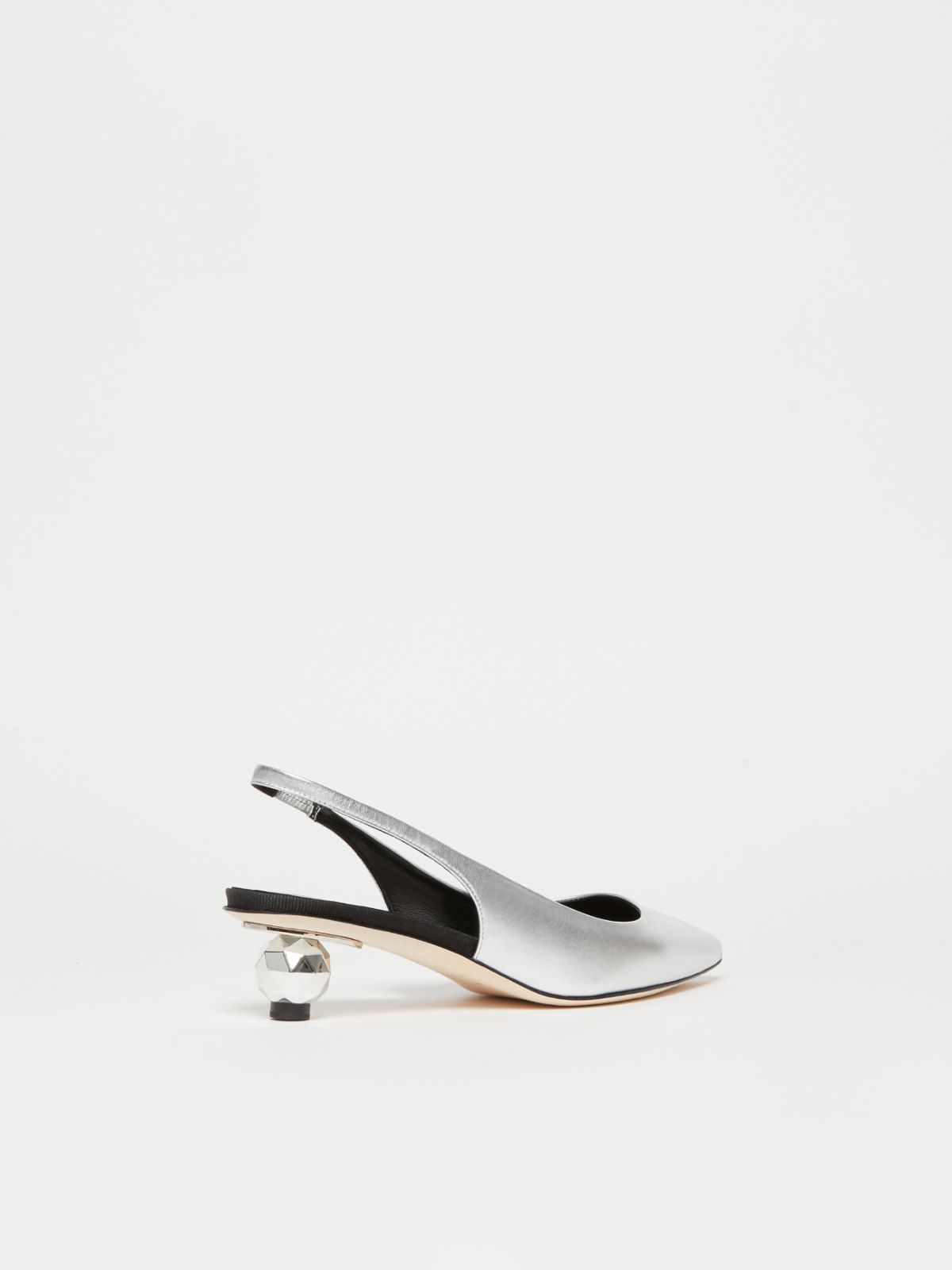 Weekend Slingback in nappa laminata Offerte